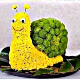 Улитка из хризантем