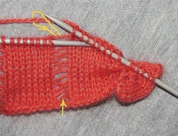 Вяжем цветок на спицах