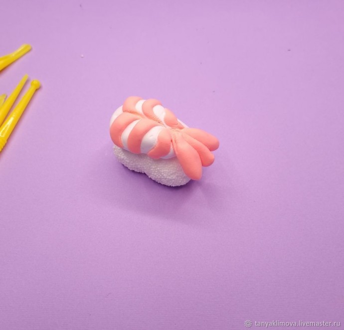 Лепим декоративные суши и роллы