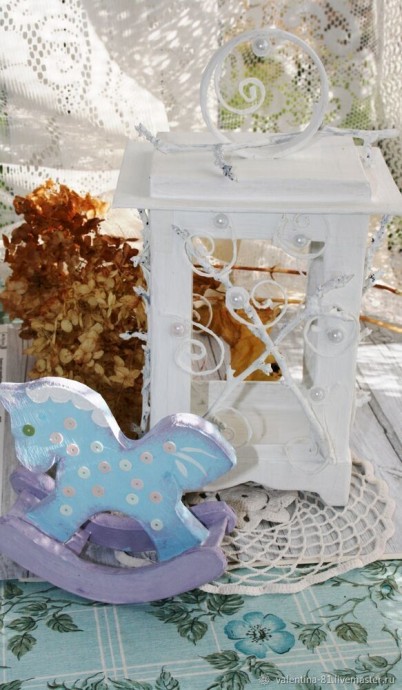 Декоративный фонарь для интерьера и фотосессий