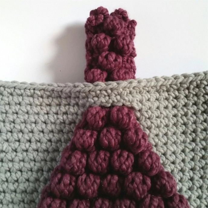 Оригинальная сумочка крючком