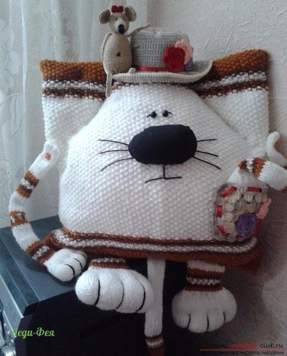 Забавные котоподушки: идеи