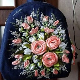 ​Идеи рюкзаков с вышивкой лентами