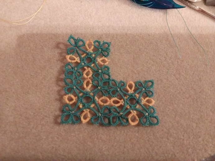 Зажим в технике фриволите