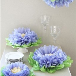 Роскошные цветы для украшения праздничного стола