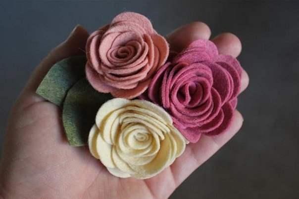 Розочки из фетра