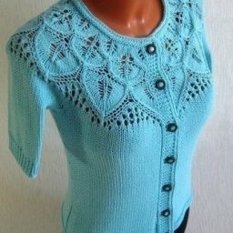 Бирюзовая кофточка с круглой кокеткой