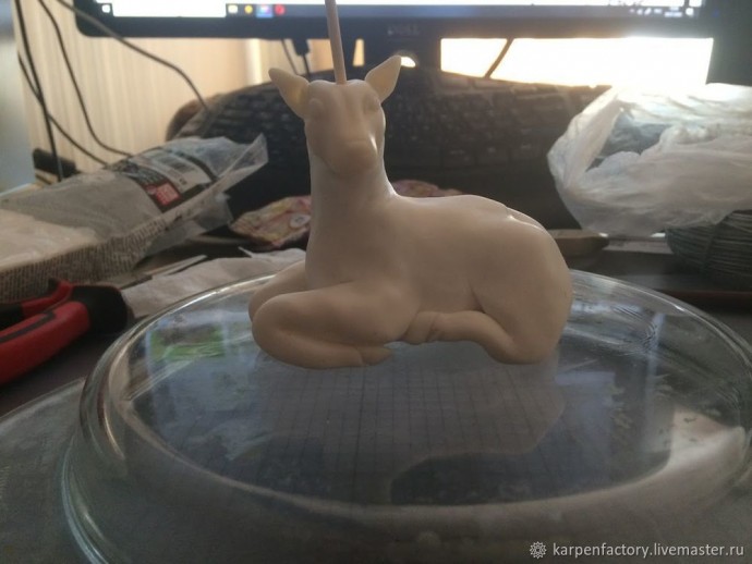 Подставка для украшений в виде оленя