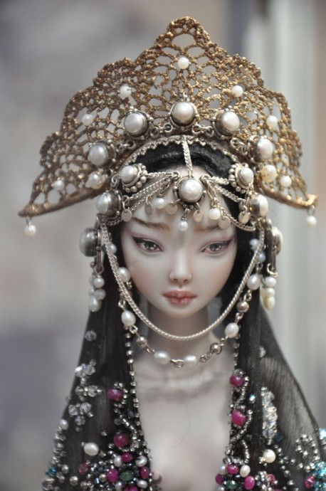 Невероятные куколки в кокошниках Невероятные куколки в кокошниках