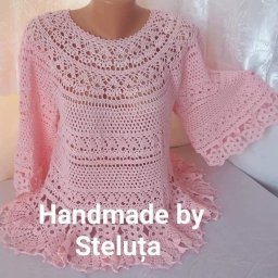 ​Розовая кофточка крючком
