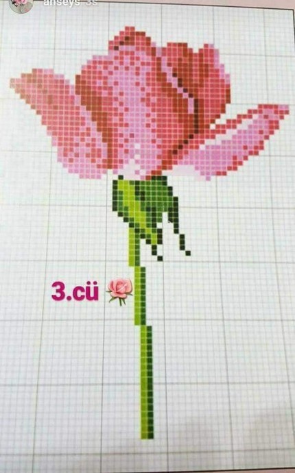 Утонченная вышивка миниатюрных роз