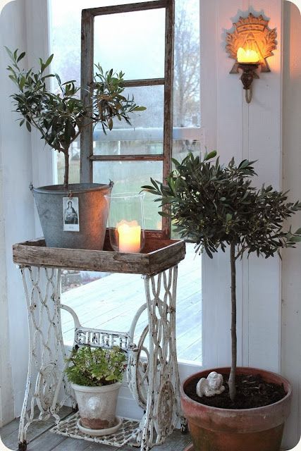 Вторая и прекрасная жизнь ножек швейных машинок