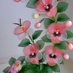 ​Цветы из капрона: идеи для вдохновенного творчества