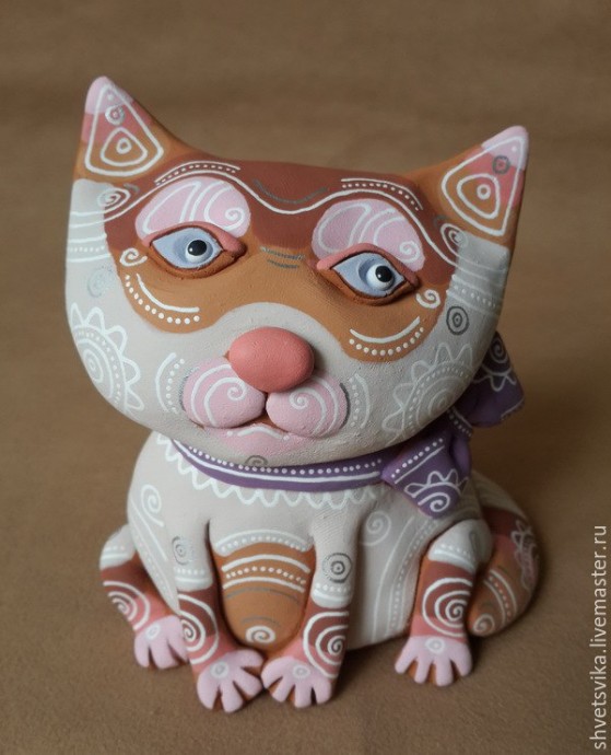 Керамические статуэтки с изумительной росписью Керамические статуэтки с изумительной росписью