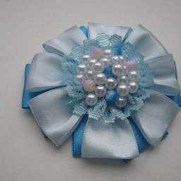 ​Брошь-цветок