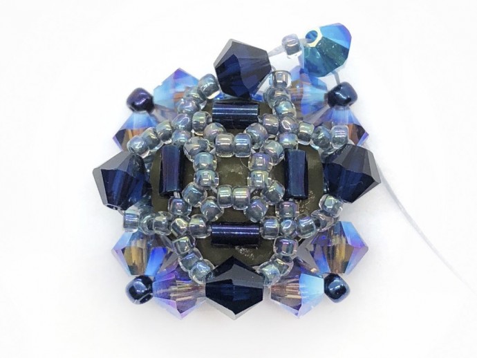 Лаконичные серьги-квадратики