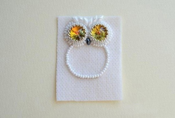 Брошь в виде совушки