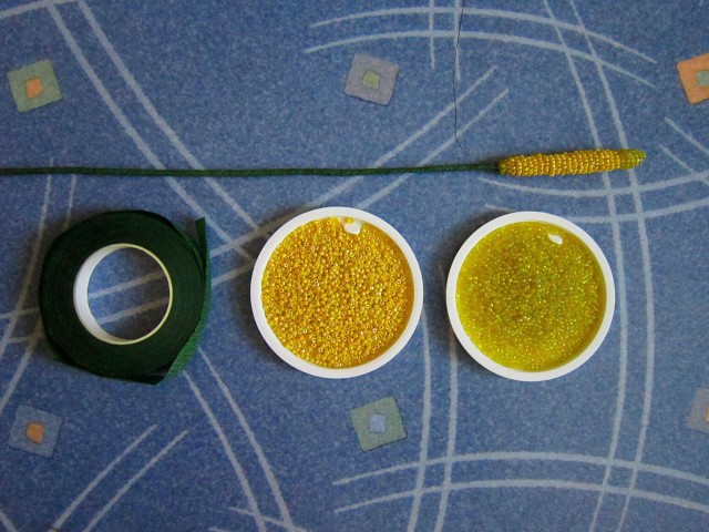 Невероятно красивые цветы из бисера