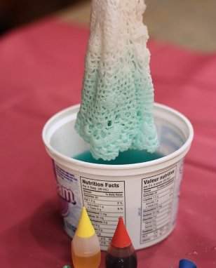 Полезные поделки для дома: декоративные вазы из салфеток, вязаных крючком Полезные поделки для дома: декоративные вазы из салфеток, вязаных крючком