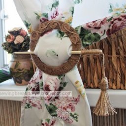 Аксессуар для шторы из CD-диска