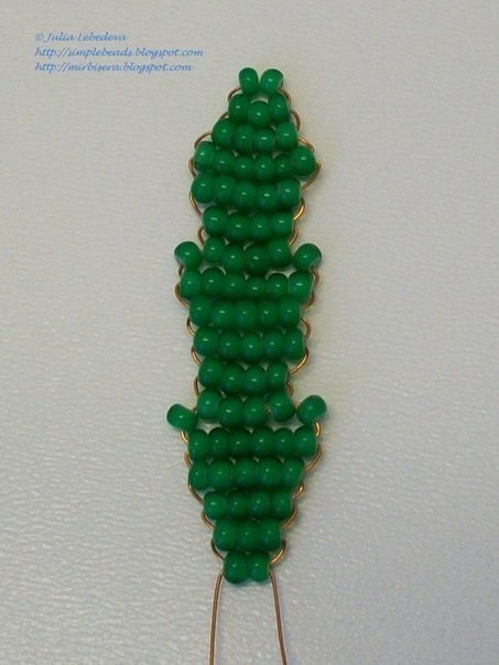 ​Анютины глазки из бисера