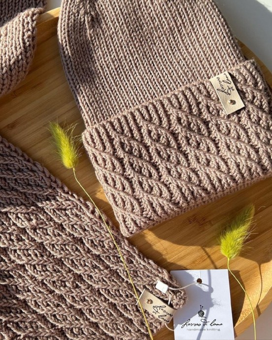 Прелестные завитушки для шапки и шарфа