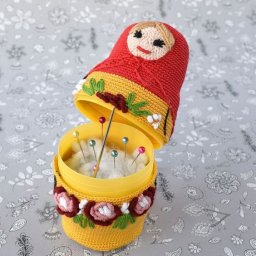 ​Матрёшка-игольница