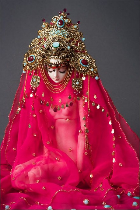 Невероятные куколки в кокошниках Невероятные куколки в кокошниках