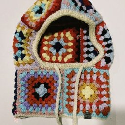 ​Балаклавы из бабушкиного квадрата