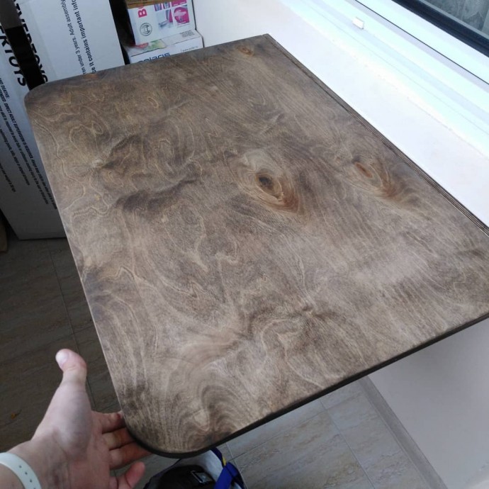 Складной столик на балкон: отличная идея