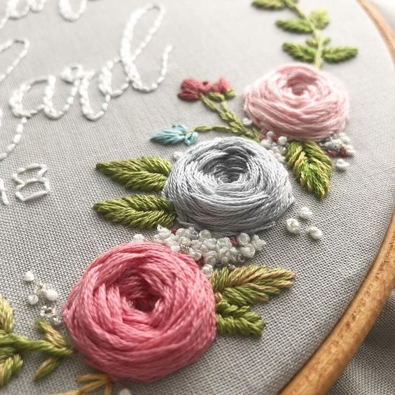 Вдохновляющие идеи объемной вышивки цветов