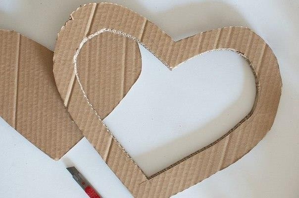 Венок из живых роз