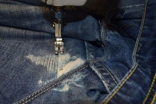 ​Как заштопать джинсы: мастер-класс