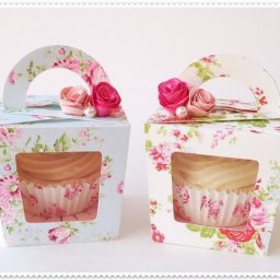 Подарочная коробка