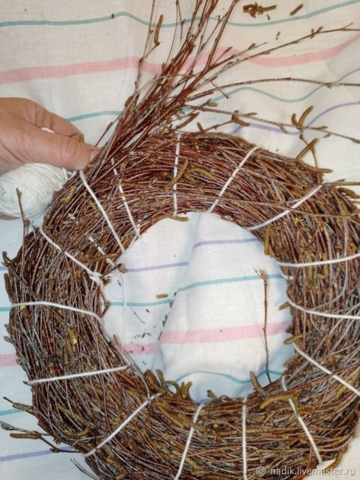 Венок из березовых веток