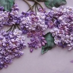 Кисть сирени из атласных лент