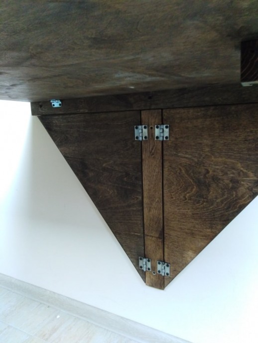 Складной столик на балкон: отличная идея