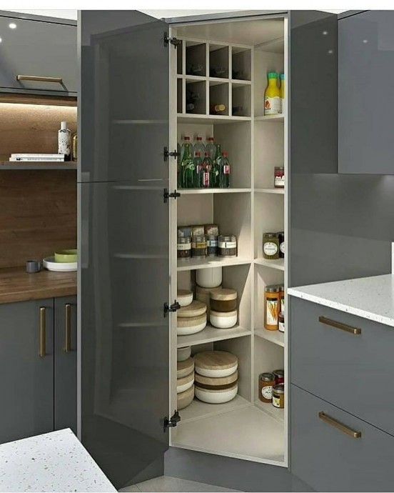 Идеи, как сделать кладовку на кухне