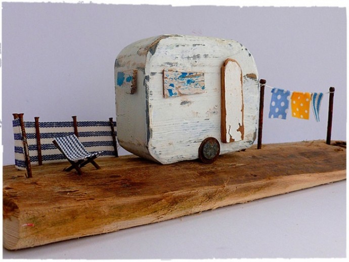 Домики из деревянных щепок