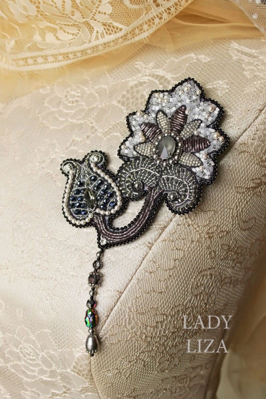 Вышиваем брошь «Ночной цветок» бисером и канителью