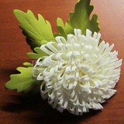 Брошка "Хризантема" из фоамирана