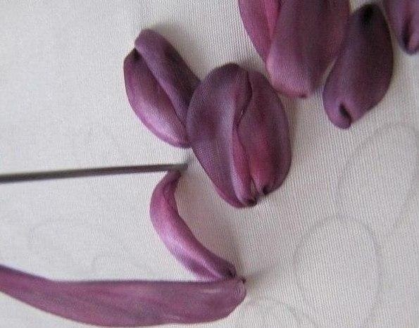 Тюльпаны: вышивка лентами