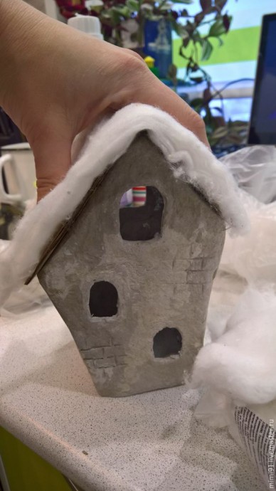 Полые фигуры из папье-маше