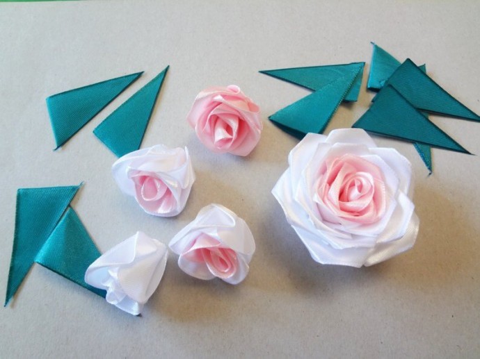 Нежная заколка своими руками