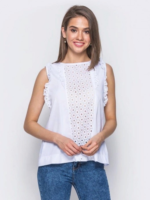 Светлые летние блузки: идеи для красоты образа