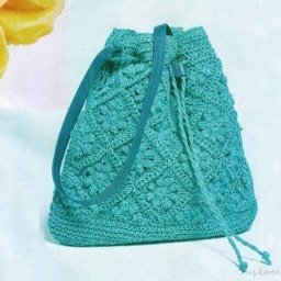 ​Вязаная сумочка-котомка