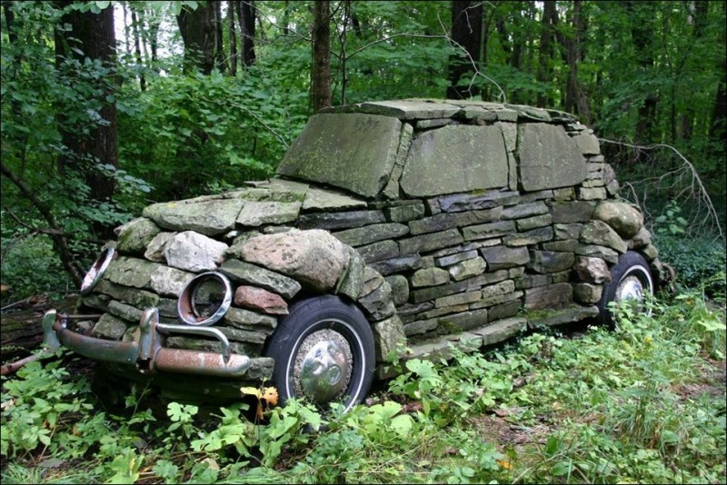 Автомобили из камней