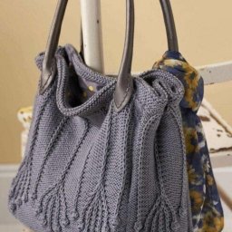 ​Вместительная вязаная сумка