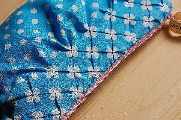 Буфы на материале в горошек