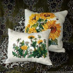 Цветочные подушки